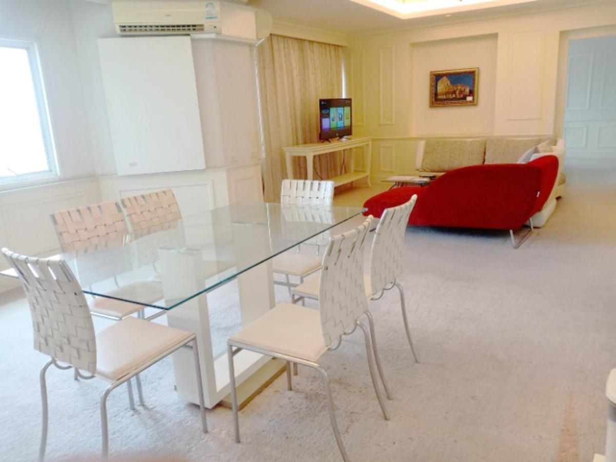 V Verve Service Apartment Hotel Чаченгсау Екстер'єр фото