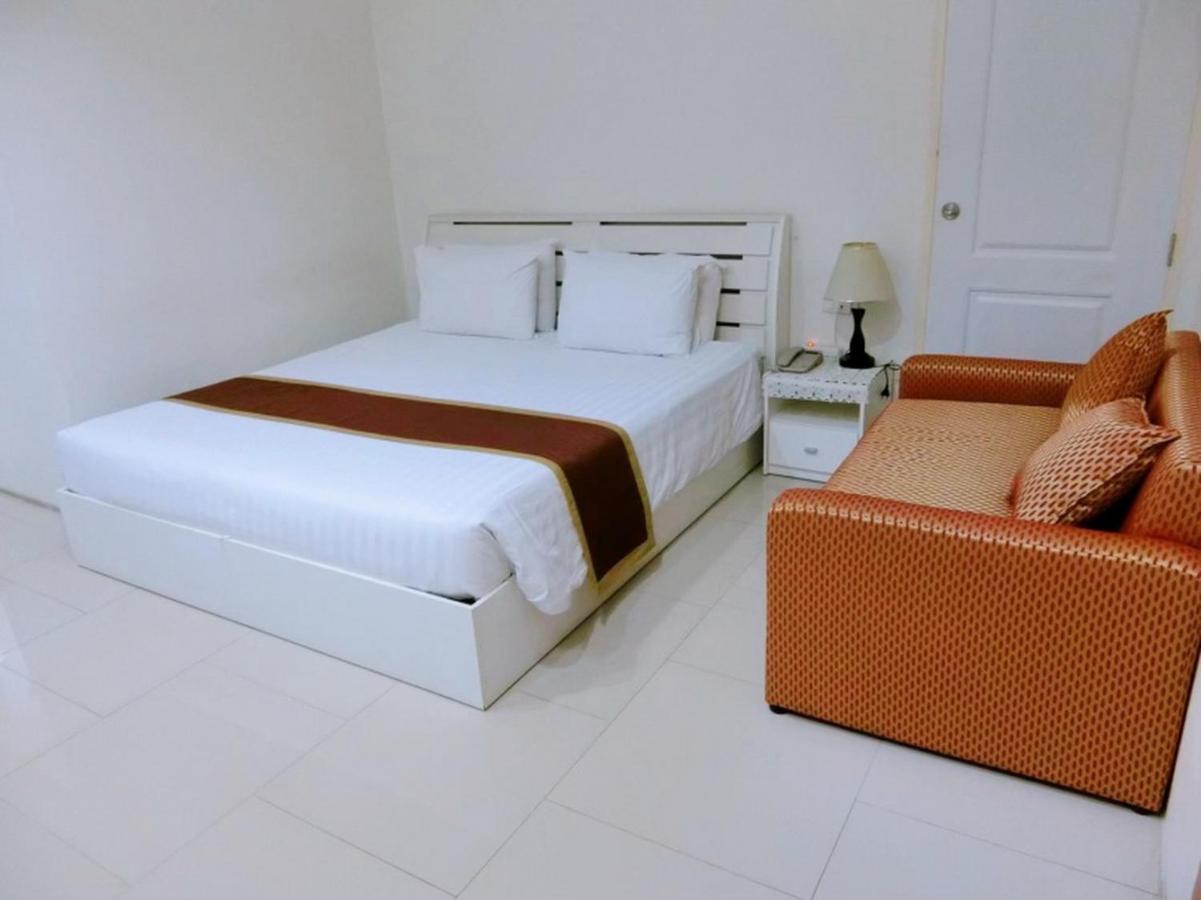 V Verve Service Apartment Hotel Чаченгсау Номер фото