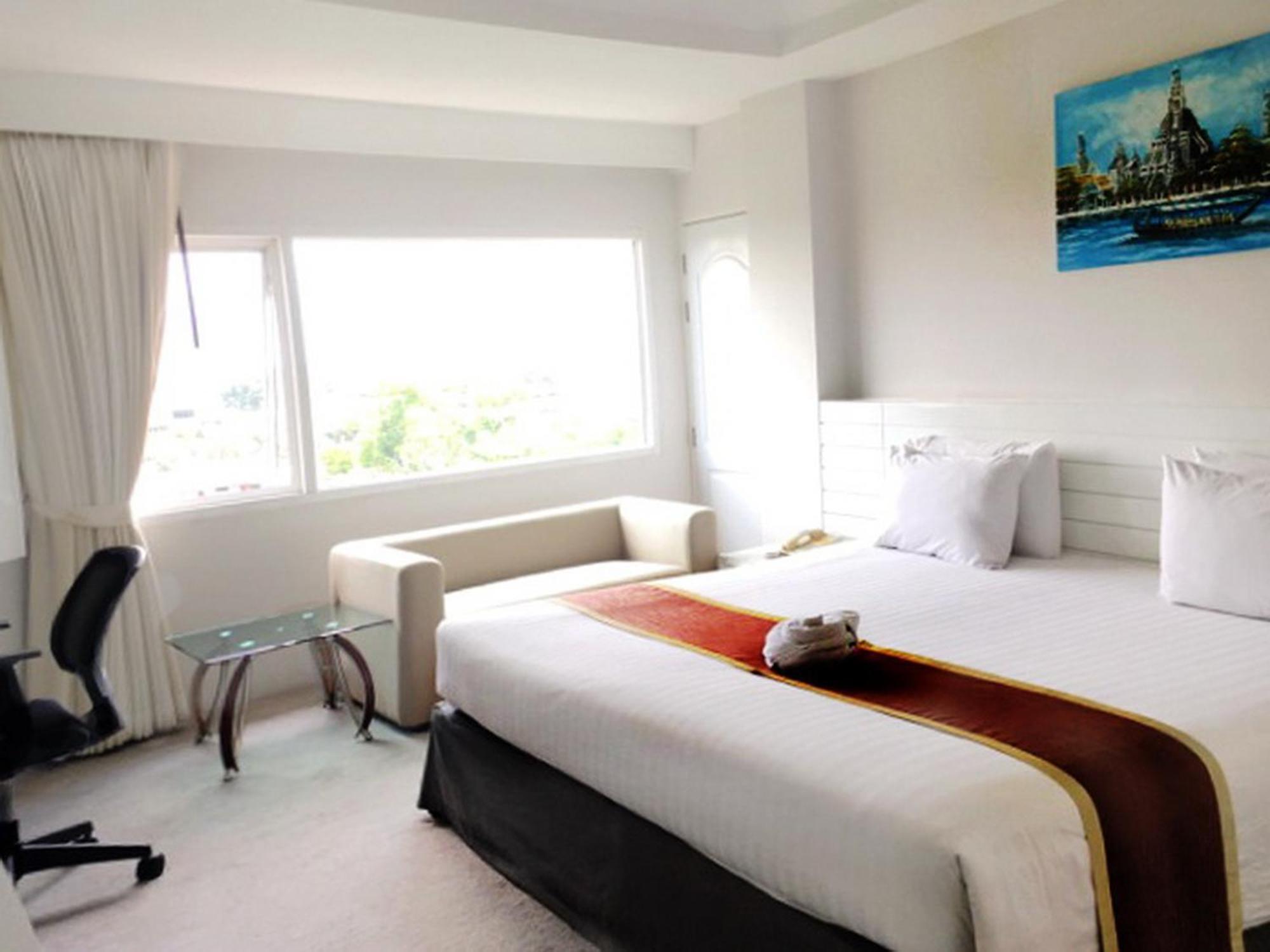 V Verve Service Apartment Hotel Чаченгсау Номер фото