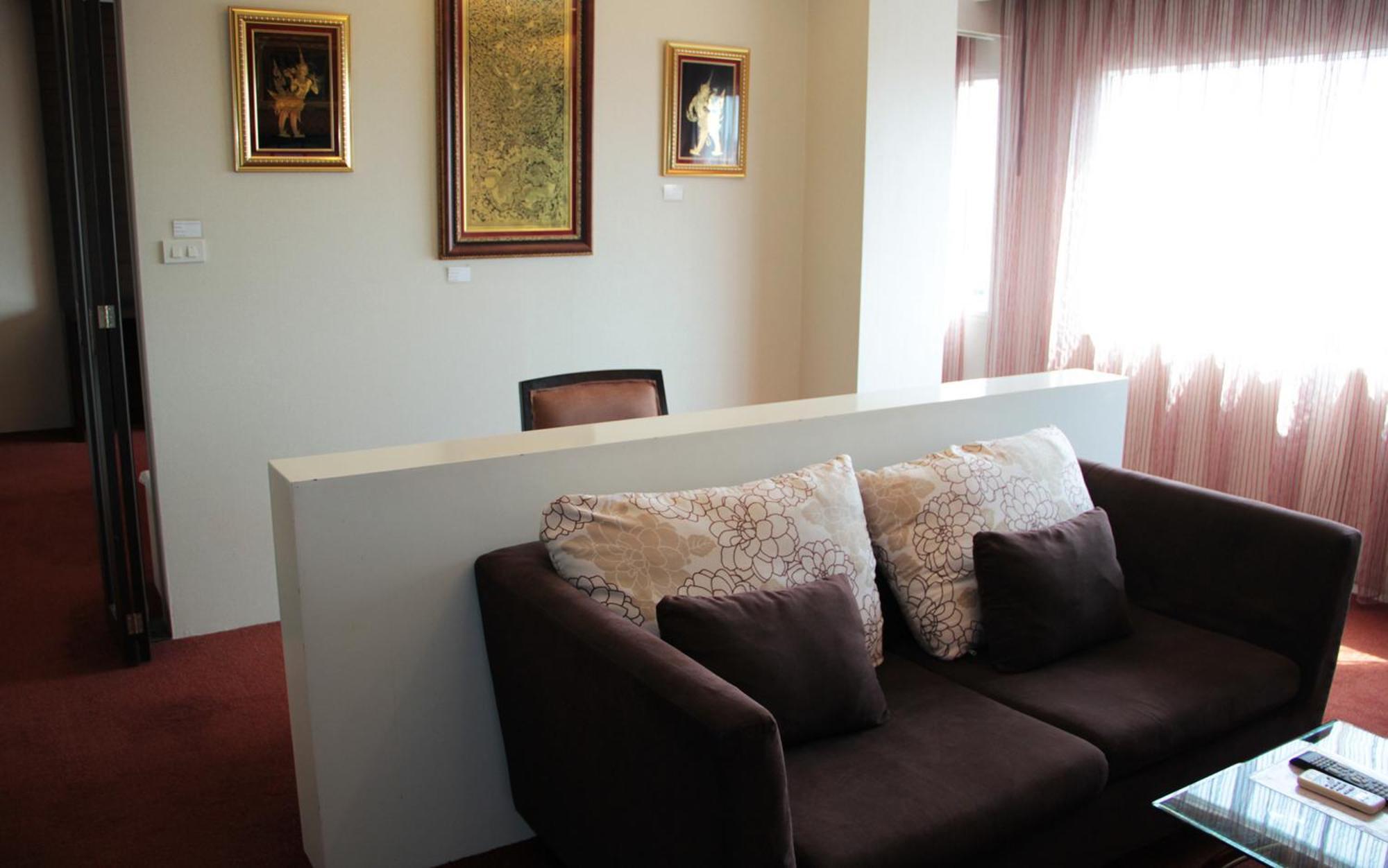 V Verve Service Apartment Hotel Чаченгсау Номер фото